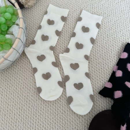 Chaussettes mi-mollet basiques à cœur, couleur unie, légèrement rebondissantes 2