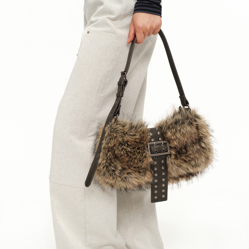 Sac Bandoulière Femme Style Streetwear, Orné De Clous Et De Rivets En Imitation Fourrure, Couleur Unie. h5Image3