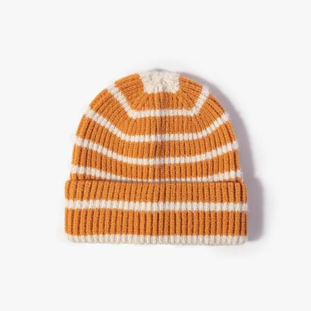 Bonnet femme rayé en laine et polyester multicolore