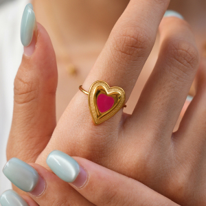 Bagues Tendance Simple Series Daily Heart En Acier Inoxydable Étanche Couleur Or h5 Image5