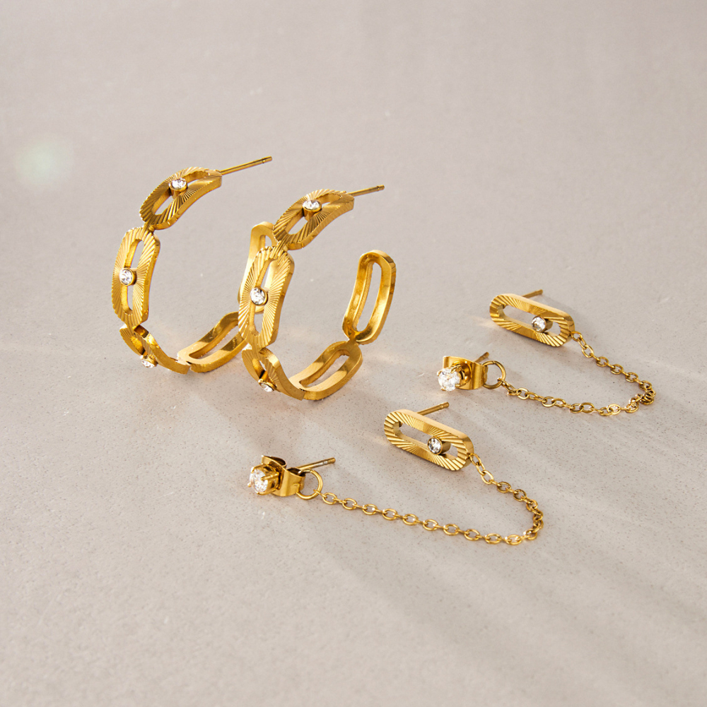 Boucles D'Oreilles Puces Pour Femmes, En Acier Inoxydable Doré, Imperméables, De Forme Géométrique Ajourée Et Ornées De Strass. h5Image2