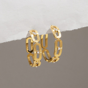 Boucles D'Oreilles Puces Pour Femmes, En Acier Inoxydable Doré, Imperméables, De Forme Géométrique Ajourée Et Ornées De Strass. h5 Image4