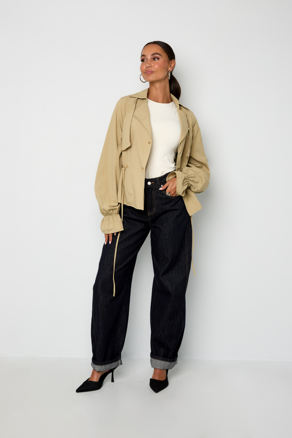 Trench-Coat Court Image3