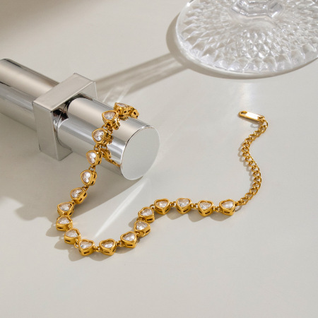 Bracelet chaîne femme en acier inoxydable doré avec zircon et motif cœur simple, collection Luxueuse