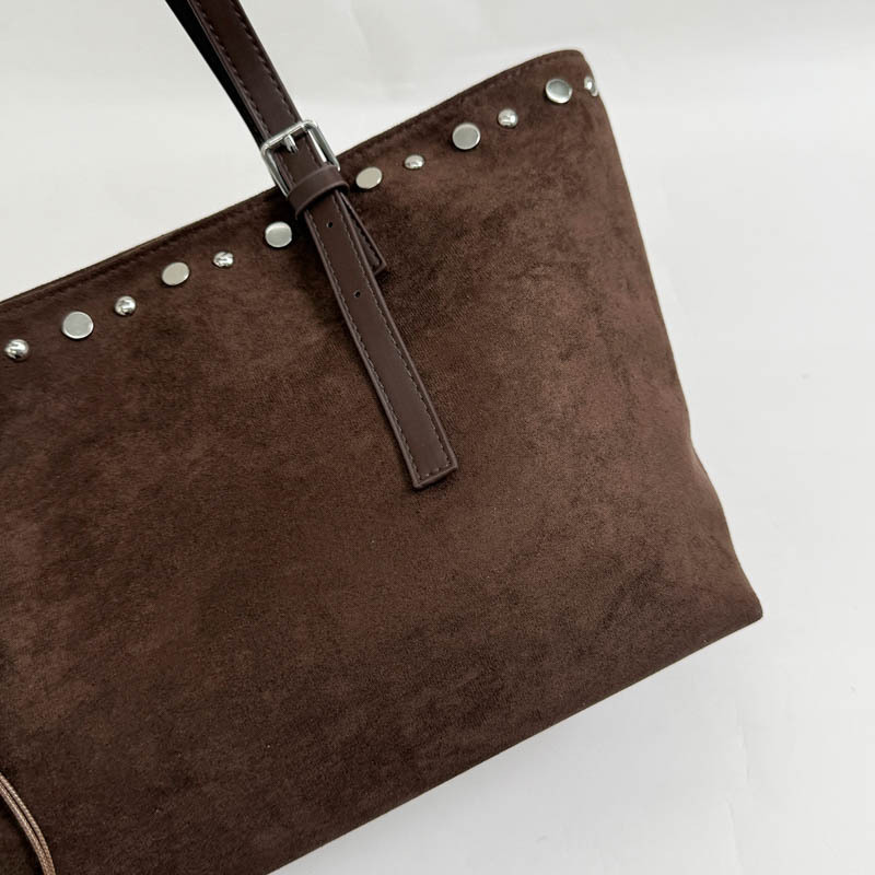 Sacs Cabas Pour Femmes En Daim Uni, Style Parisien Chic, Ornés De Clous (Le Charm N'Est Pas Inclus.) Image4