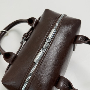 Sacs À Main Pour Femmes En Pu Uni, Style Parisien Chic, Avec Finitions Métalliques h5 Image4