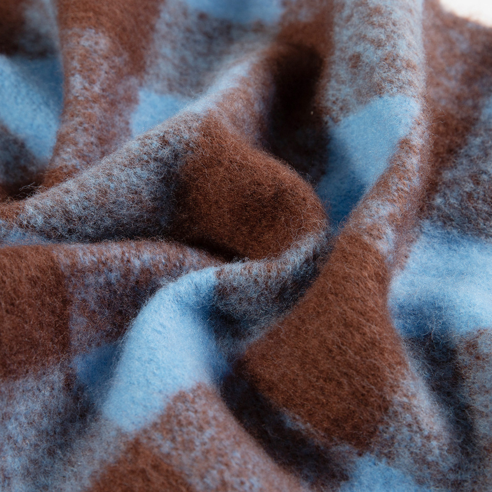 Écharpes D'Hiver En Polyester À Carreaux Et Pompons, Coloris Assortis, De La Collection Simple Series Daily. Image6