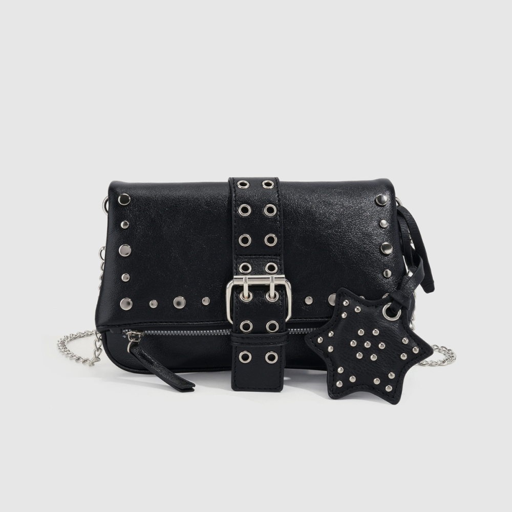 Sacs À Bandoulière Pour Femmes En Pu Uni, Style Streetwear, Ornés De Rivets Et De Détails Métalliques (Le Charm N'Est Pas Inclus). h5Image2