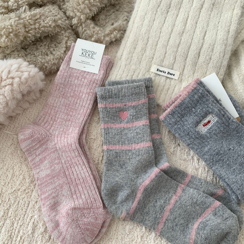 Chaussettes Mi-Mollet En Laine À Rayures Basiques Et À Carreaux Pour Femmes, Avec Motif Cœur Et Contraste De Couleurs h5Image2