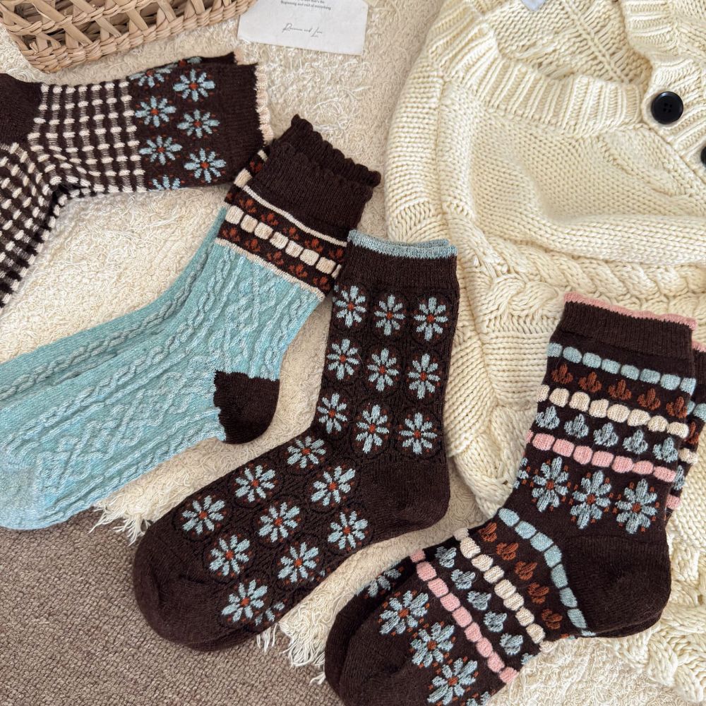 Chaussettes Mi-Mollet En Laine À Rayures Ethniques, À Carreaux Et À Blocs De Couleurs Contrastées, Avec Petits Motifs Floraux h5Image4
