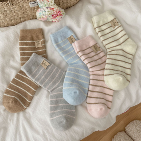 Chaussettes mi-mollet à rayures basiques