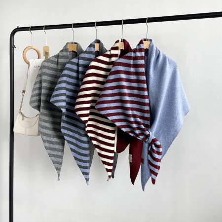 Châles pour femmes en laine et polyester mélangés, à rayures décontractées et de couleurs assorties