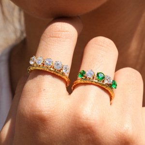 Bagues En Acier Inoxydable Étanches Couleur Or Avec Zircon, Forme Irrégulière, Collection Simple Series, Pour Un Usage Quotidien. Elles Sont Ornées De Zircon Et Sont Conçues Pour Un Usage Quotidien. h5 Image3