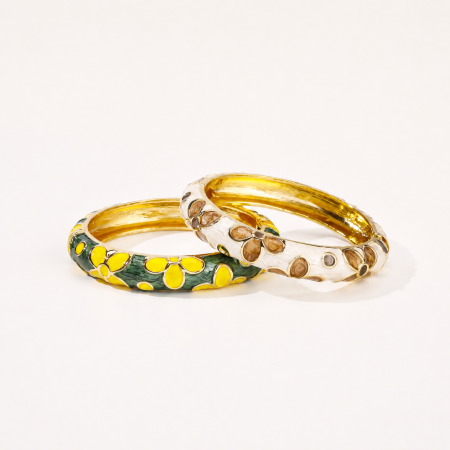 Bracelets pour femmes en alliage doré, style rétro romantique, motif floral aux couleurs dégradées et émaillées.