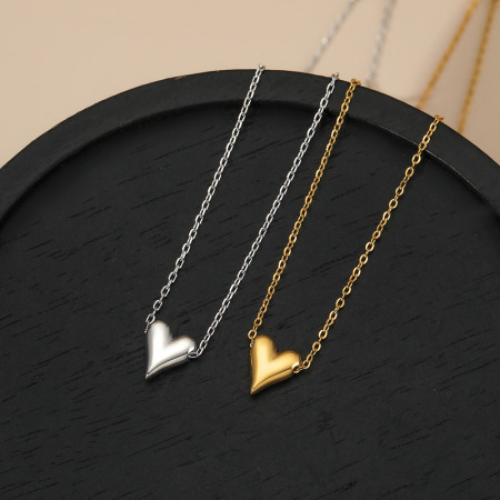 Colliers pendentifs pour femmes en forme de cœur simple, en acier inoxydable étanche, couleur or