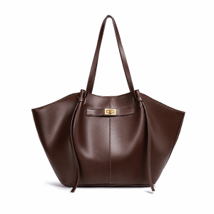 Sacs À Bandoulière Coussin Pour Femmes, Style Parisien Chic, Avec Finitions Métalliques Et Couleur Unie En Pu. h5