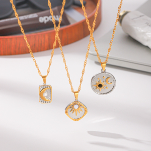 Colliers Pendentifs Pour Femmes Simple Series Daily Sun Moon En Acier Inoxydable Étanche Couleur Or h5 Image5