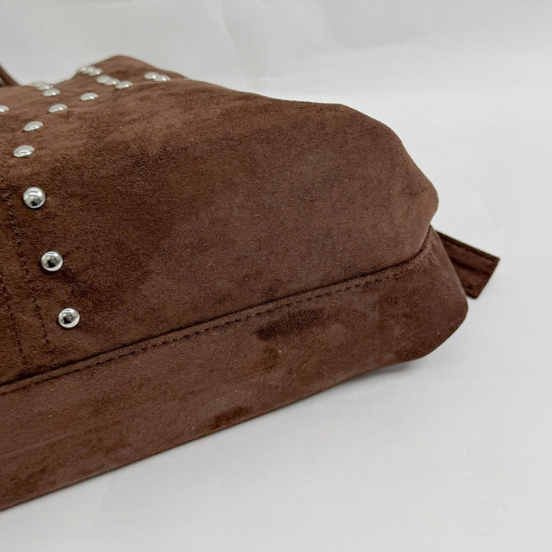 Sacs À Bandoulière Carrés Pour Femmes, Style Décontracté, Ornés De Clous Métalliques Et De Rivets En Daim Uni Image10