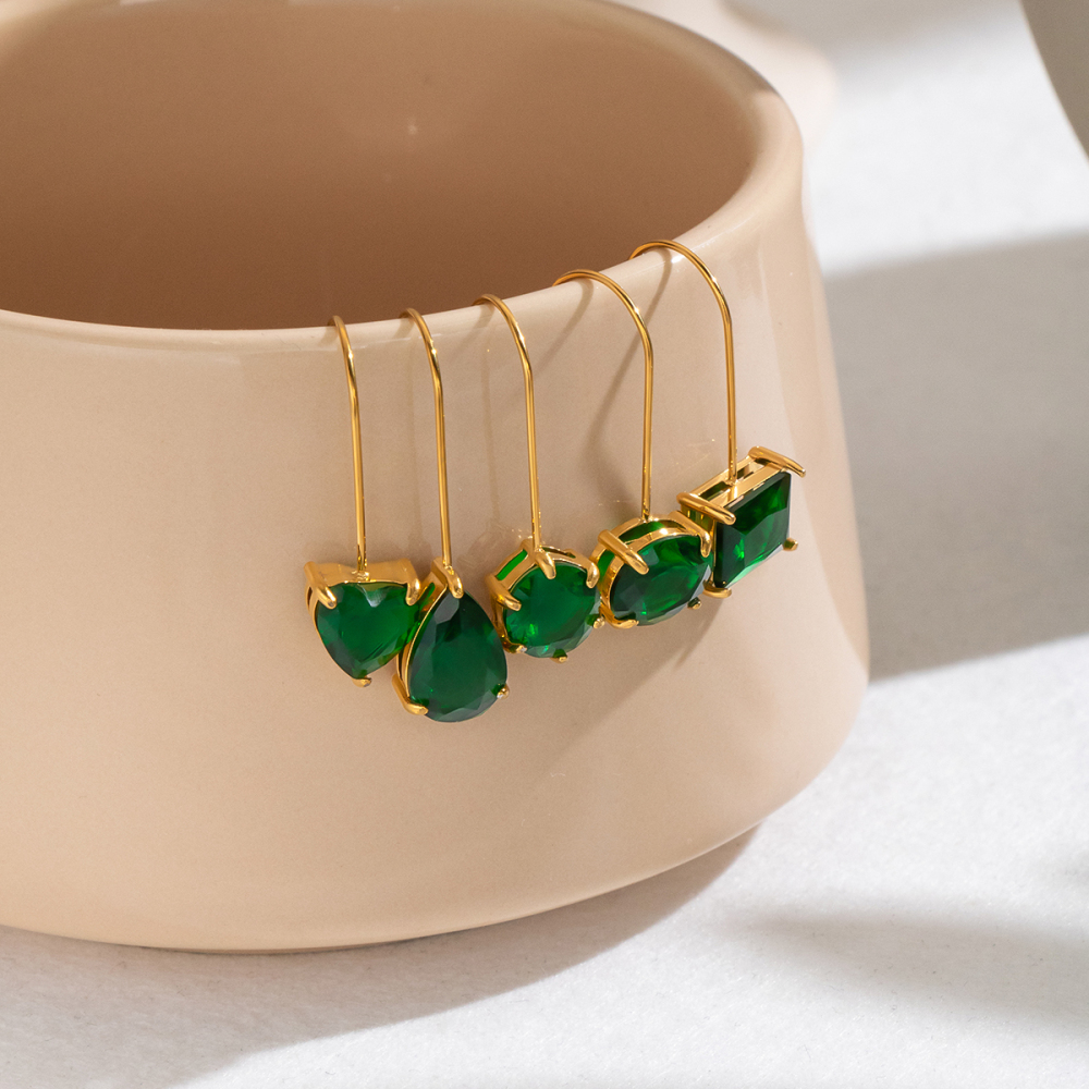 Boucles D'Oreilles Pendantes Pour Femme, Forme Géométrique En Forme De Cœur, En Acier Inoxydable Étanche, Couleur Or Et Zircon. Image5