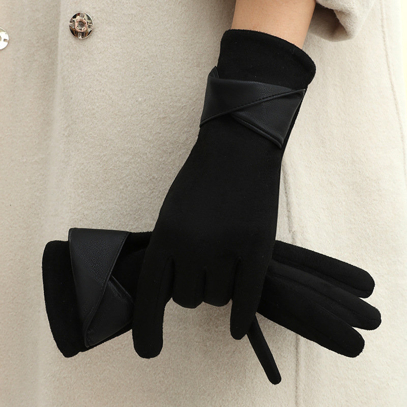 Gants En Daim Torsadé Élégants Unis De La Série Simple 