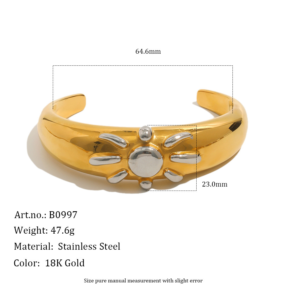 Ensembles De Colliers Pour Femmes De La Luxueuse Série Rétro Soleil En Acier Inoxydable Étanche Couleur Or 