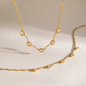 Colliers Pendentifs Pour Femmes En Acier Inoxydable, Forme Ondulée, Couleur Or, Zircon h5 Image3