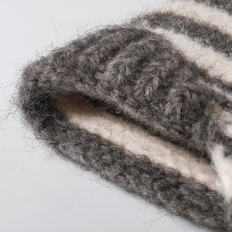 Chapeau À Oreillettes Rayé Simple En Polyester Pour Femme Image3