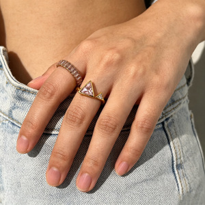 Bagues Pour Femmes En Acier Inoxydable Doré, Étanches, De Forme Irrégulière Et De Couleur Zircon, Ornées De Zircon, Collection Luxueuse. h5 Image3