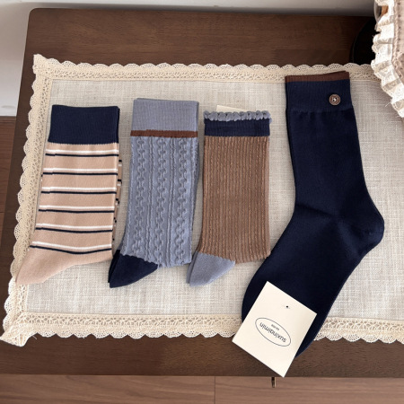 Chaussettes Mi-Mollet À Rayures Basiques Pour Femmes 2