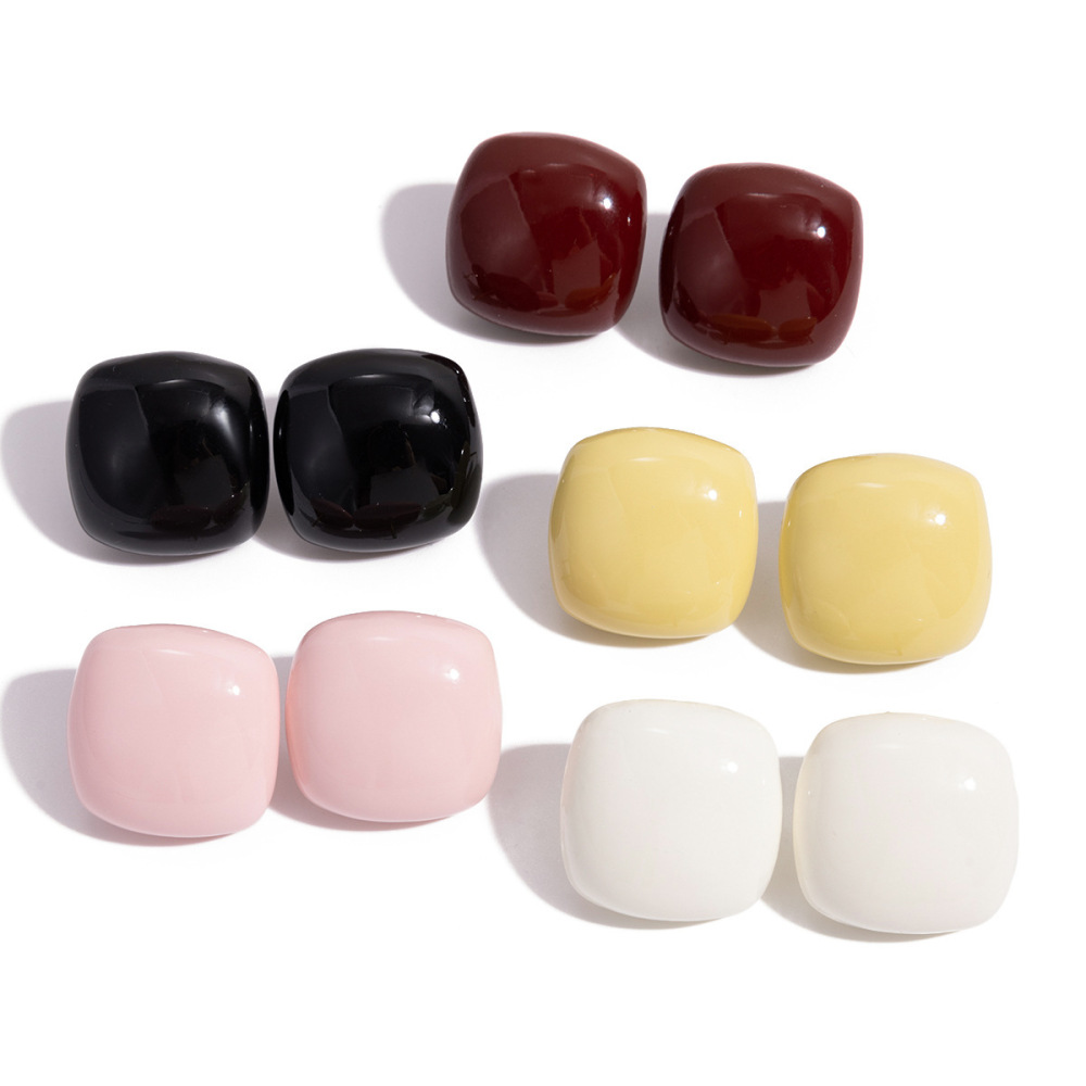 Boucles D'Oreilles Puces Pour Femmes, Collection Simple, Couleur Unie, En Acier Inoxydable Étanche, Couleur Or. Image5