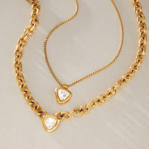 Colliers Pendentifs Pour Femmes En Acier Inoxydable, Couleur Or, Avec Zircon, Forme Triangle Simple h5 Image2