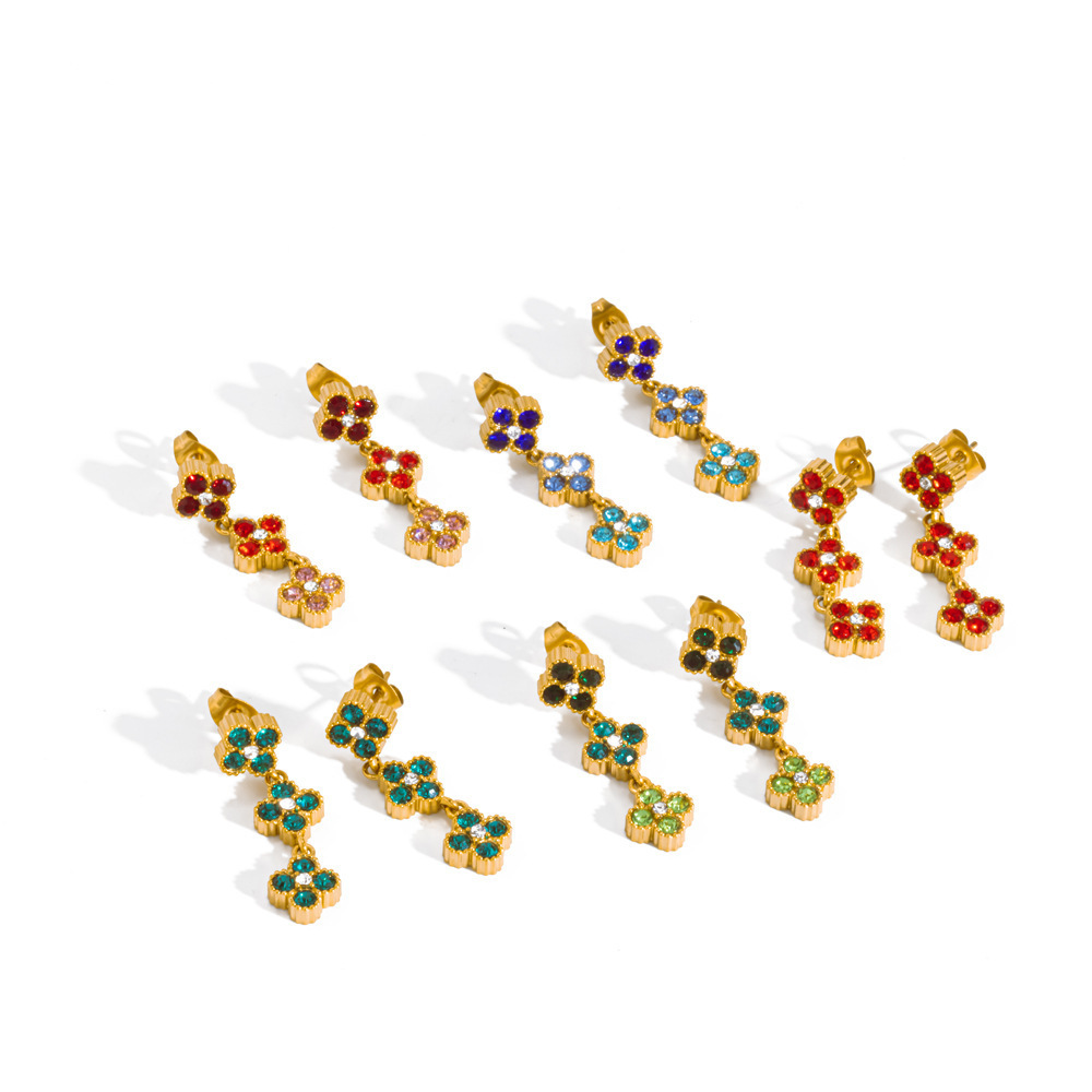 Boucles D'Oreilles Pendantes Pour Femme, En Acier Inoxydable Doré, Ornées De Strass Et Imperméables, De La Série Clover. Image3