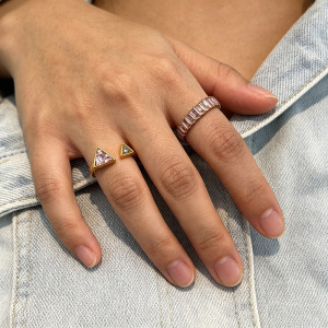 Bagues Pour Femmes En Acier Inoxydable Doré, Étanches, De Forme Irrégulière Et De Couleur Zircon, Ornées De Zircon, Collection Luxueuse. h5 Image2