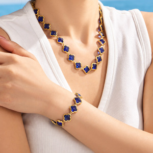 Ensembles De Bijoux Pour Femmes Luxueux Series Elegant Clover En Acier Inoxydable, Étanches Et En Verre Doré h5 Image3