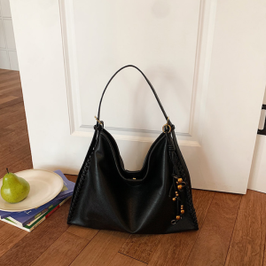 Sacs À Bandoulière Carrés Pour Femmes, Style Décontracté, Avec Détails Métalliques, Couleur Unie Et Pompon, En Pu Tissé. h5 Image7