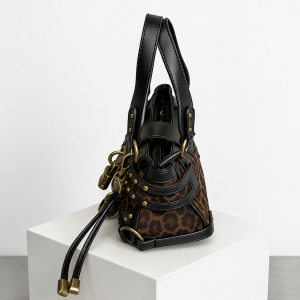 Sacs À Main Carrés Pour Femmes En Pu, Style Streetwear, Avec Quincaillerie Métallique, Patchwork Imprimé Clouté Et Imprimé Léopard, Fermoir À Rivets. h5 Image2