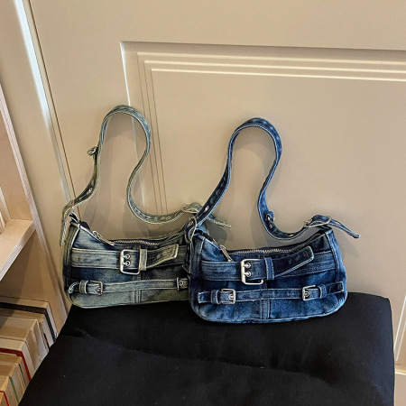 Sacs Bandoulière Femme Style Streetwear Avec Détails Métalliques Et Tissu Uni 2