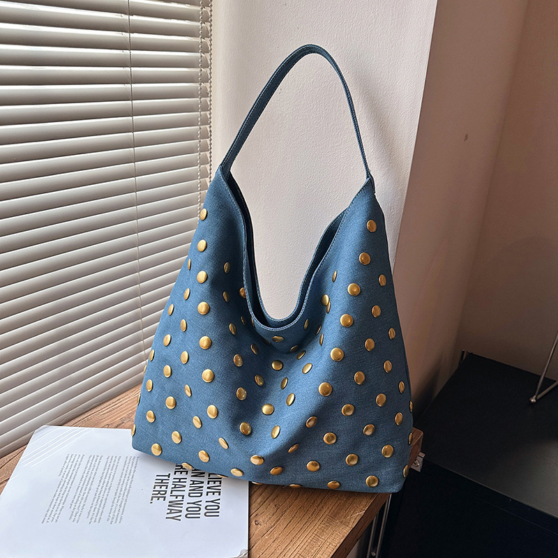 Sacs À Bandoulière Carrés Pour Femmes En Coton Uni, Style Décontracté, Ornés De Clous Et De Détails Métalliques. Image2