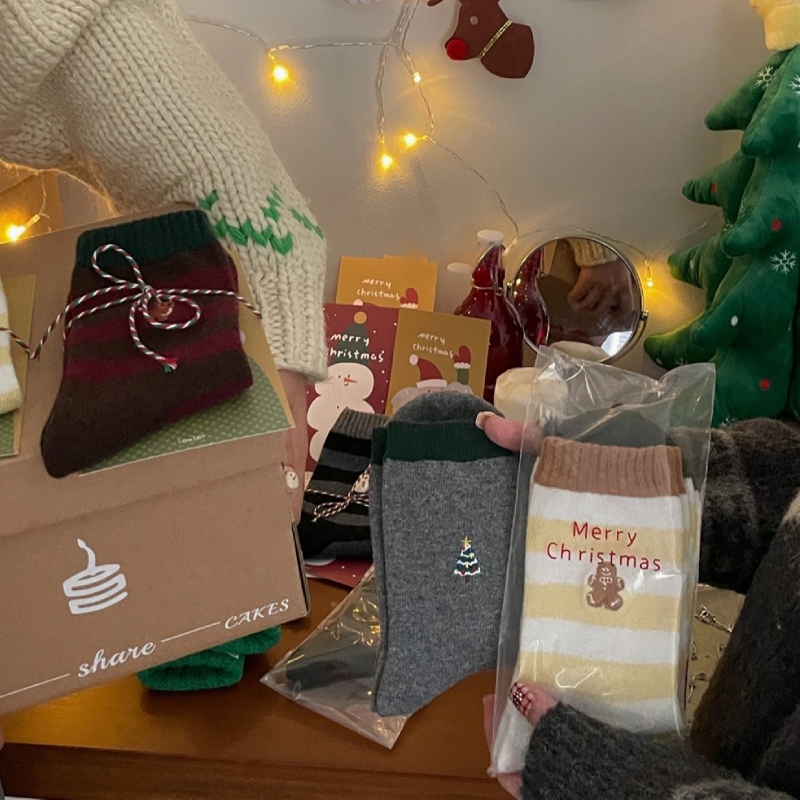 Chaussettes Mi-Mollet À Rayures Décontractées Et Légèrement Rebondissantes Pour Femmes, Motif Noël Image2