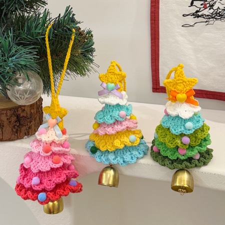 Adorable Breloque De Noël En Laine Crochetée
