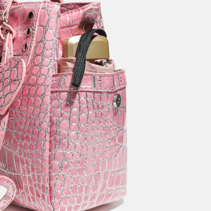 Sacs À Main Carrés Pour Femmes En Pu, Style Années 2000, Ornés De Clous En Forme De Cœur Et De Rivets, Couleur Unie. h5 Image6
