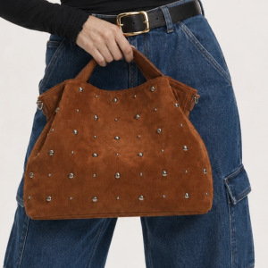 Sac À Main Carré Pour Femme En Daim Uni, Style Décontracté, Orné De Clous Et De Détails Métalliques. h5 Image4