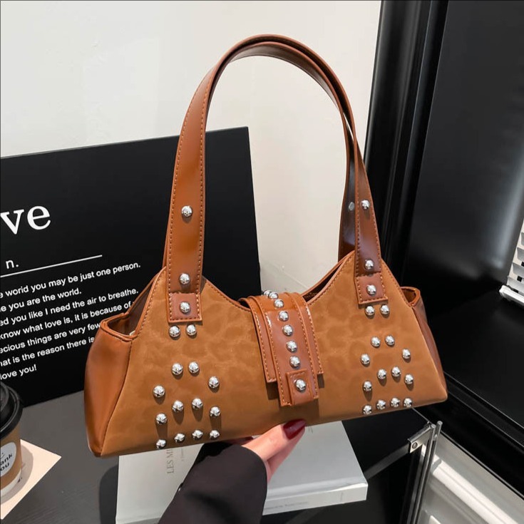 Sacs À Bandoulière Carrés Pour Femmes En Pu À Rivets Et Imprimé Léopard Clouté, Style Streetwear Image7