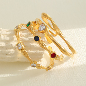 Bracelet Manchette Femme En Acier Inoxydable Doré, Étanche, En Forme De Cœur Et Zircon, Orné D'Un Motif Géométrique En Forme De Cœur. Collection Luxueuse h5 Image2
