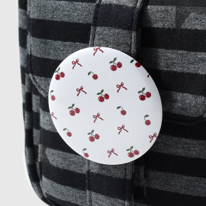 Broches En Fer À Nœud Papillon Quotidien Simple, Motif Cerise, Série Dessin Animé h5 Image5