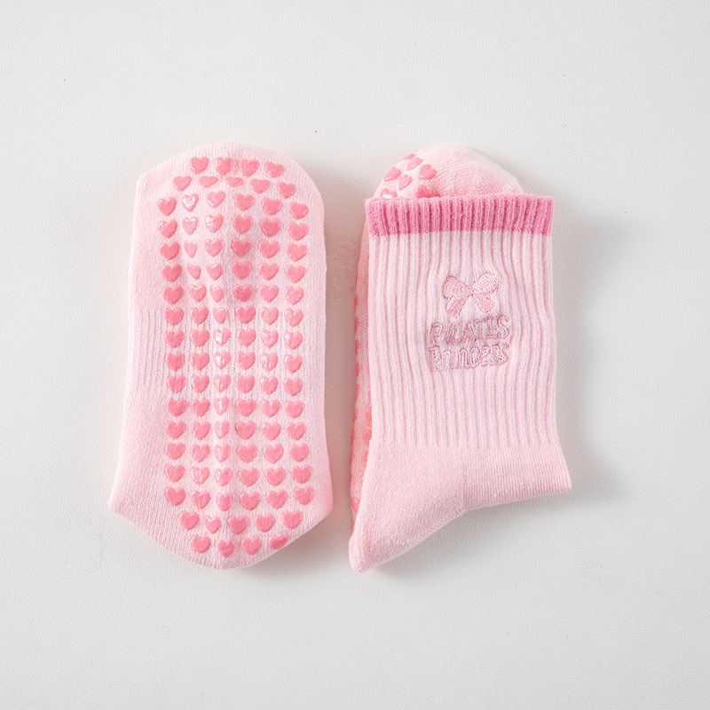 Chaussettes Mi-Mollet Pour Femmes, Style Sport, Lettres Colorées Et Cœur, À Rebond Intense Image2