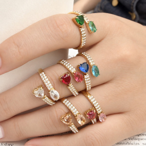 Bagues Pour Femmes En Acier Inoxydable Doré, Ornées De Zircon Et Serties De Pierres Précieuses, Collection Daily Heart. h5 Image3
