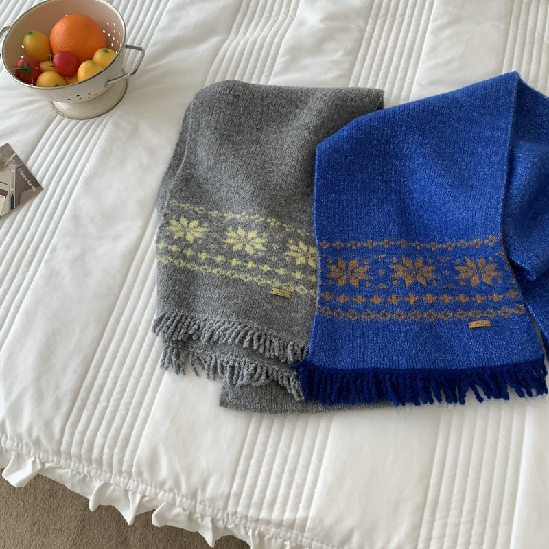 Écharpes D'Hiver Ethniques Bohèmes À Fleurs Et Pompons, En Laine Et Polyester Mélangés, Coloris Assortis. Image2