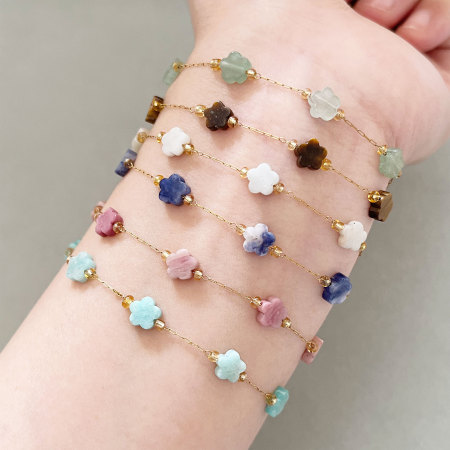 Bracelets Pour Femmes Simple Series Retro Clover En Acier Inoxydable, Étanches, Couleur Or, Avec Pierres Naturelles Et Perles.