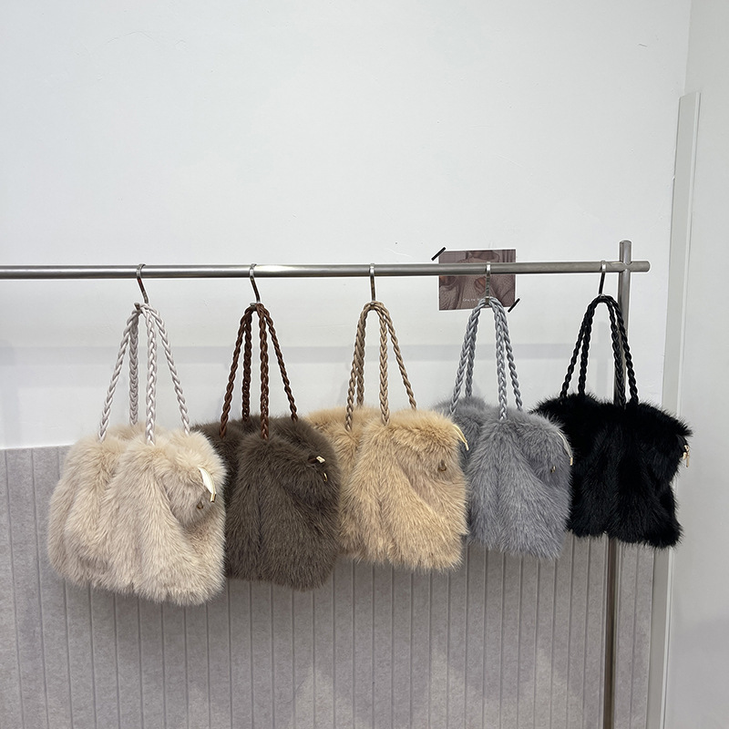 Sacs À Bandoulière Carrés Pour Femmes, Style Décontracté, Couleur Unie, Imitation Fourrure Duveteuse Image2